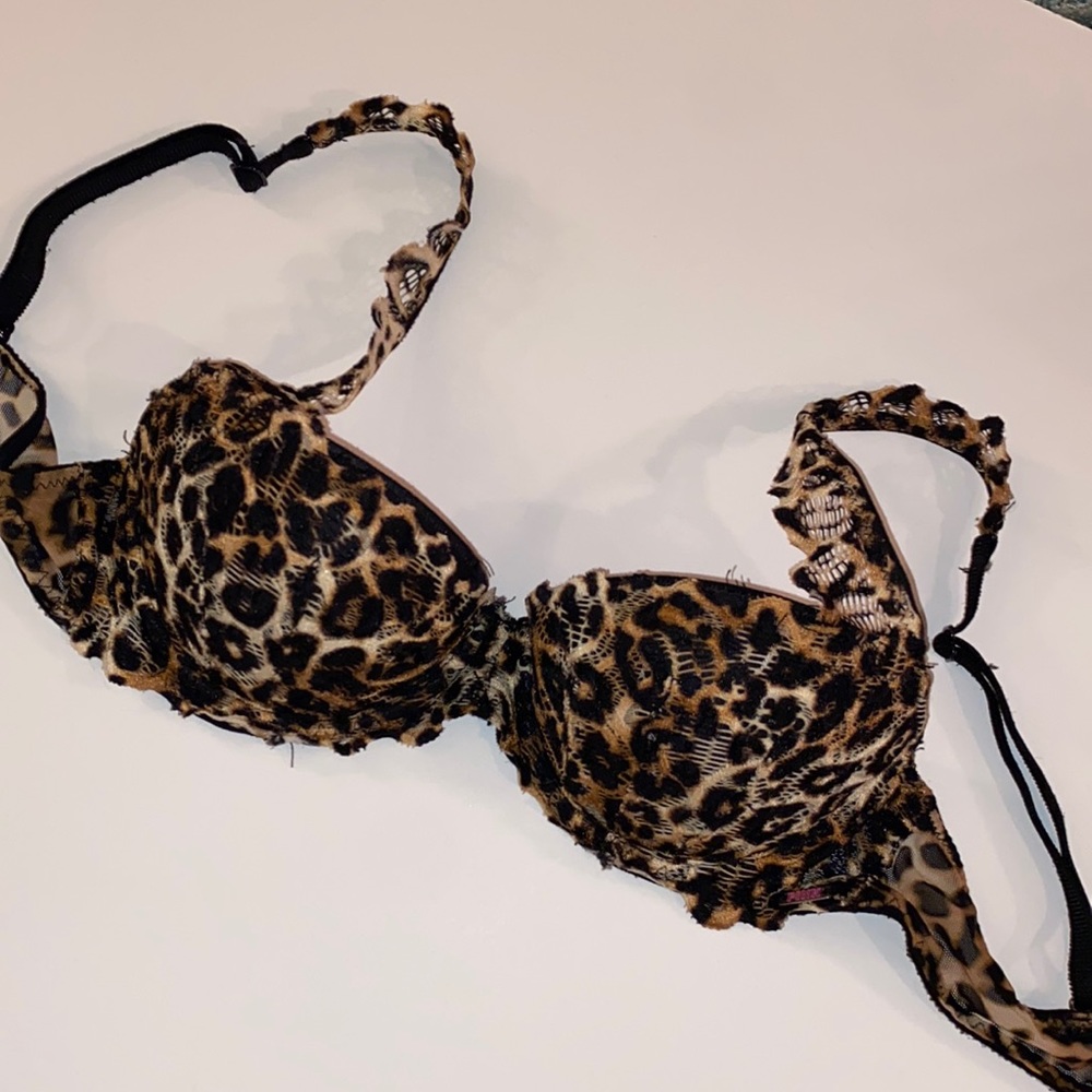 Victoria's secret pink  32a push-up lace cheetah bra